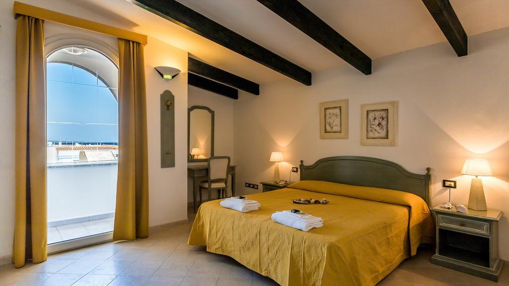 Hotel Cala Di Seta Calasetta Kamer foto